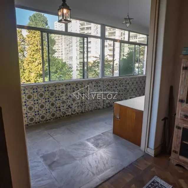 Apartamento à venda com 3 quartos, 265m² - Foto 12