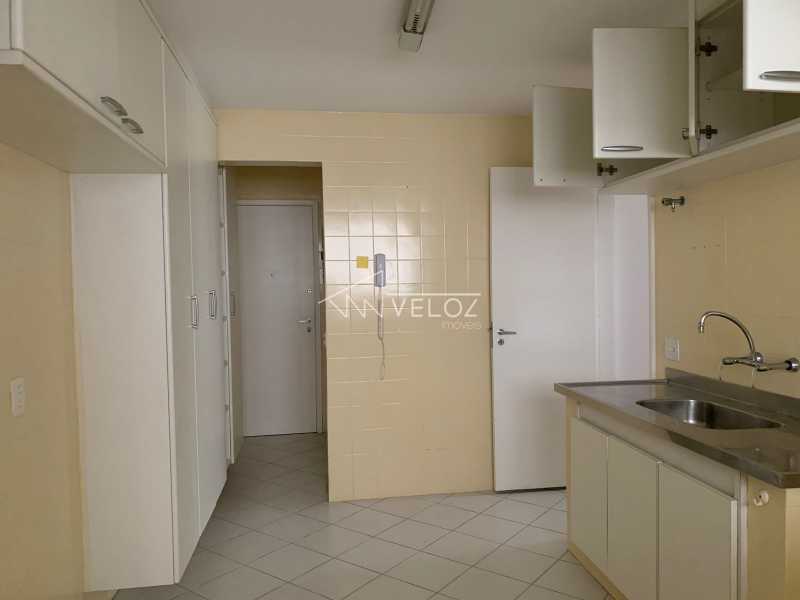 Apartamento à venda com 3 quartos, 120m² - Foto 4