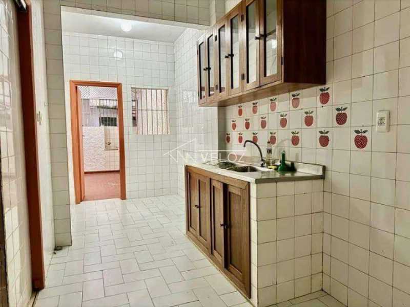 Apartamento à venda com 3 quartos, 116m² - Foto 4