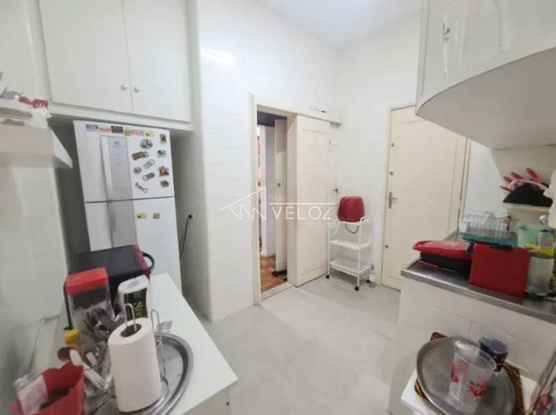 Apartamento à venda com 2 quartos, 68m² - Foto 6