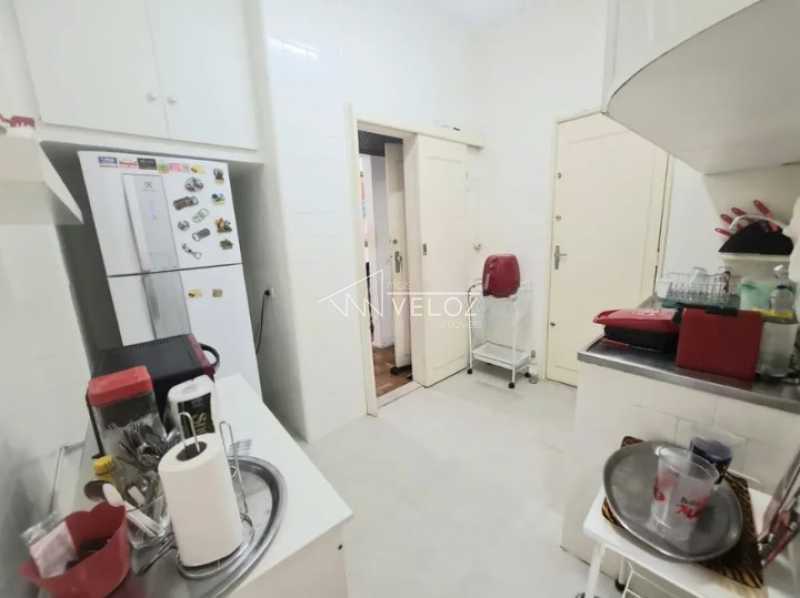 Apartamento à venda com 2 quartos, 68m² - Foto 17