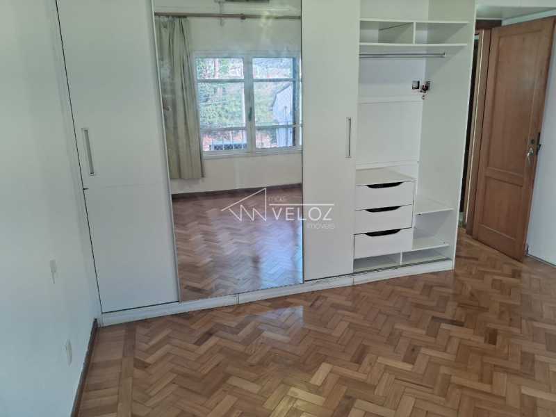 Apartamento à venda com 2 quartos, 75m² - Foto 13