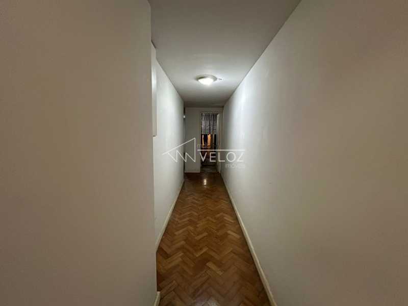 Apartamento à venda com 3 quartos, 248m² - Foto 10