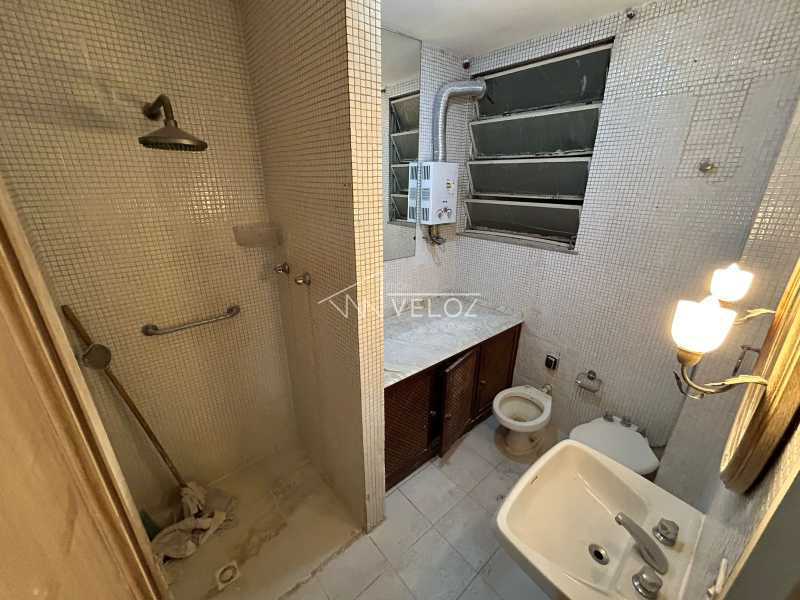 Apartamento à venda com 3 quartos, 248m² - Foto 15