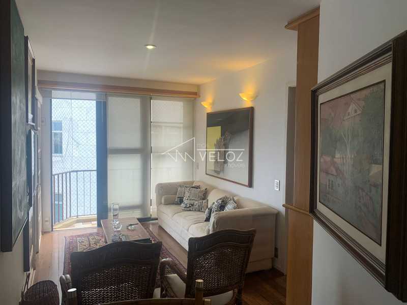 Apartamento à venda com 2 quartos, 69m² - Foto 4