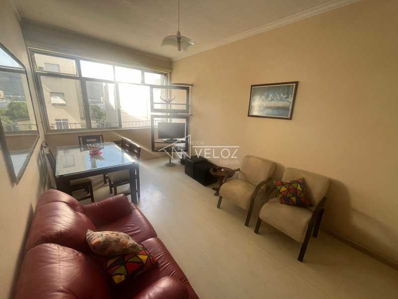 Apartamento à venda com 2 quartos, 84m² - Foto 4