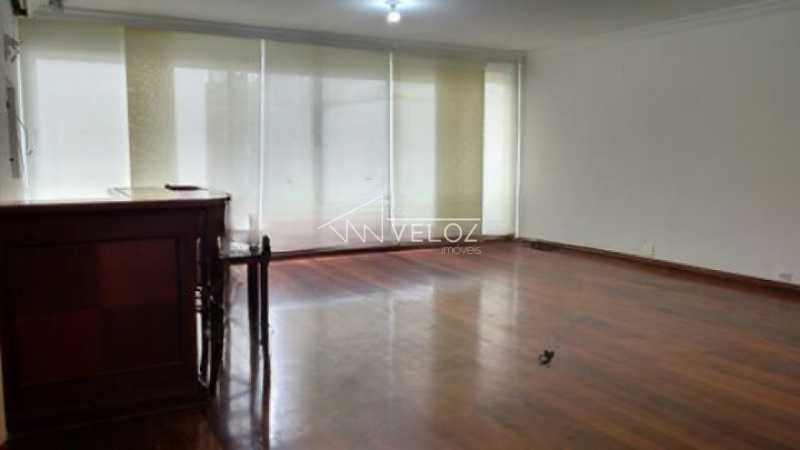 Apartamento à venda com 3 quartos, 160m² - Foto 1