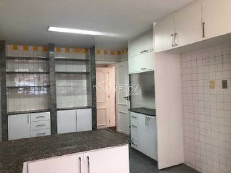 Apartamento à venda com 3 quartos, 160m² - Foto 13