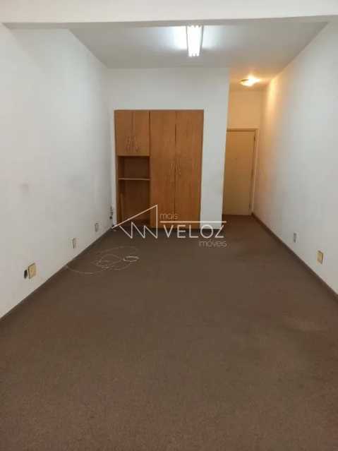 Conjunto Comercial-Sala à venda com 1 quarto, 30m² - Foto 2