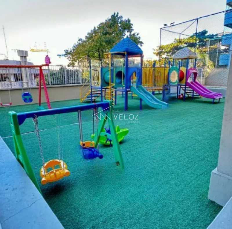 Apartamento à venda com 3 quartos, 112m² - Foto 17