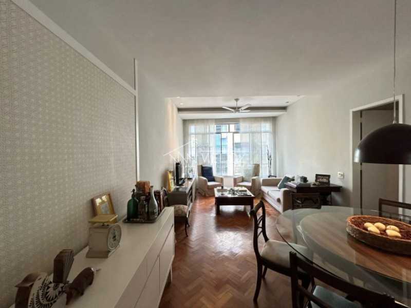 Apartamento à venda com 3 quartos, 105m² - Foto 1