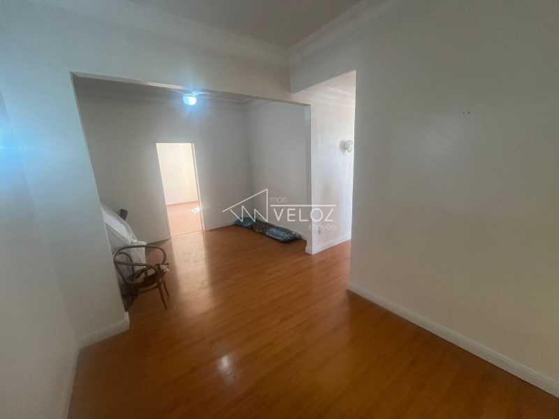 Apartamento à venda com 2 quartos, 106m² - Foto 10