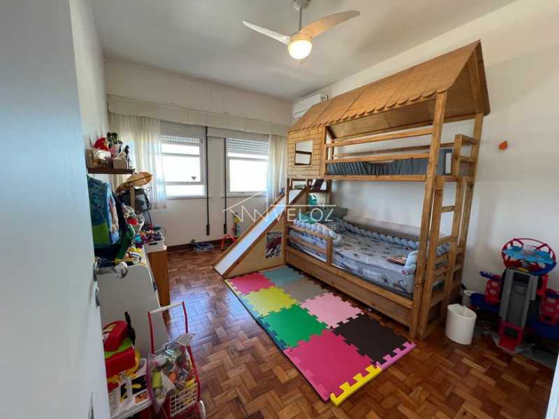 Apartamento à venda com 4 quartos, 300m² - Foto 11