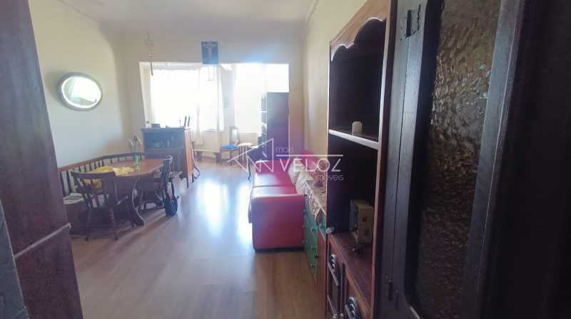 Apartamento à venda com 2 quartos, 75m² - Foto 4