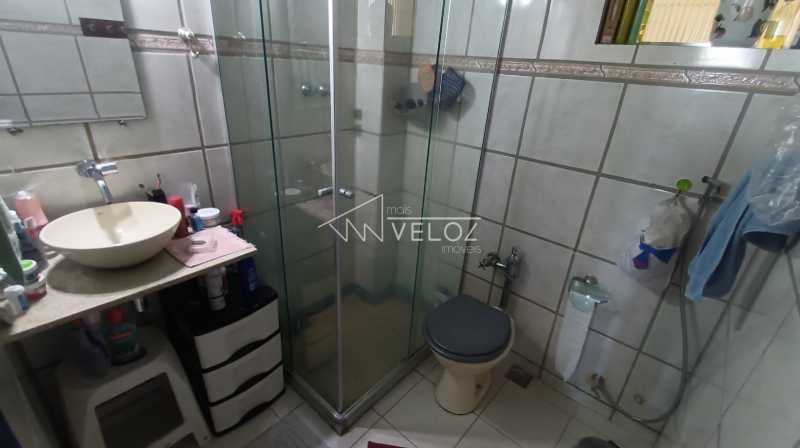 Apartamento à venda com 2 quartos, 75m² - Foto 20