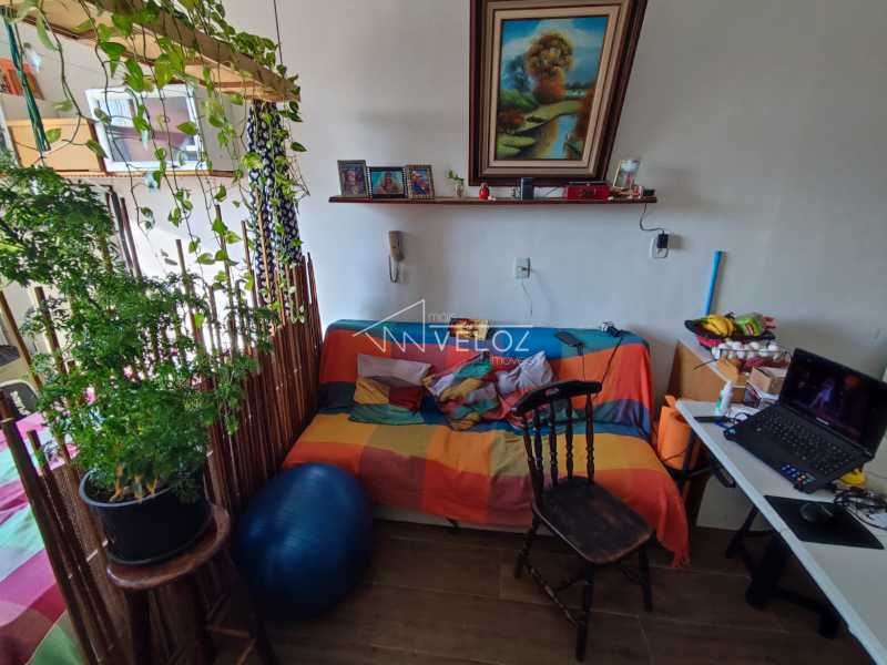 Apartamento à venda com 1 quarto, 24m² - Foto 8