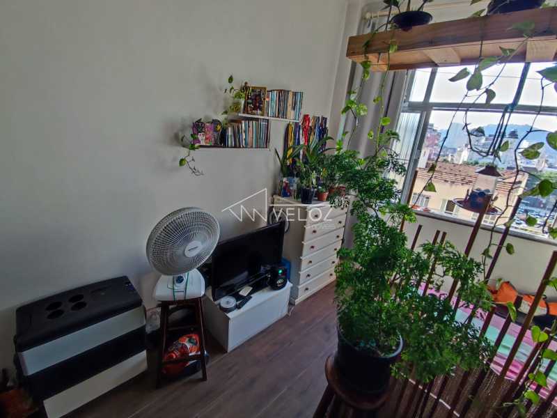 Apartamento à venda com 1 quarto, 24m² - Foto 9