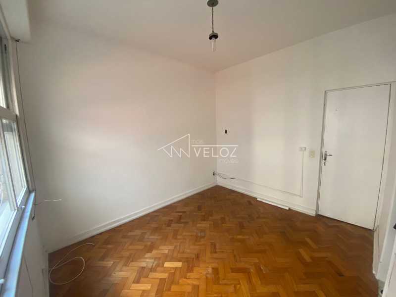 Apartamento à venda com 2 quartos, 60m² - Foto 13