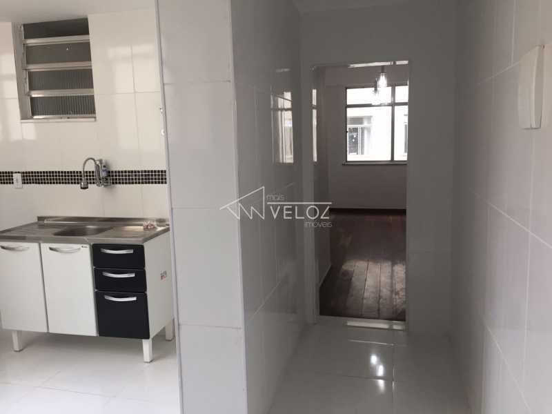 Apartamento à venda com 3 quartos, 86m² - Foto 3