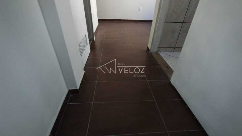 Apartamento à venda com 1 quarto, 32m² - Foto 6