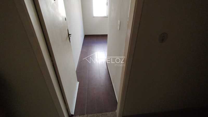 Apartamento à venda com 1 quarto, 32m² - Foto 13