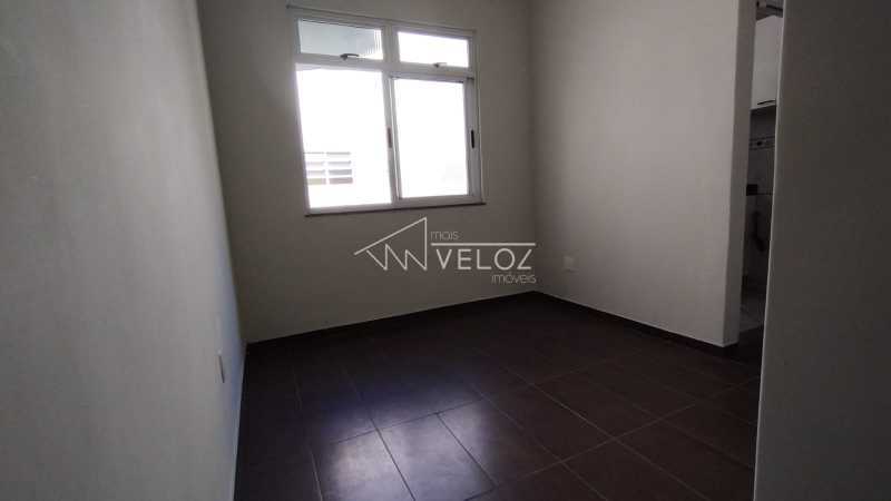 Apartamento à venda com 1 quarto, 32m² - Foto 17