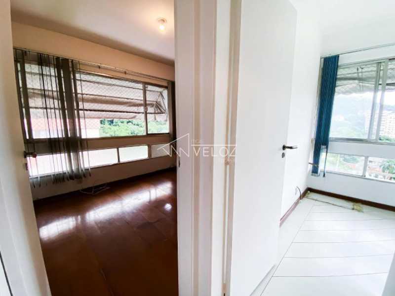 Apartamento à venda com 2 quartos, 64m² - Foto 17