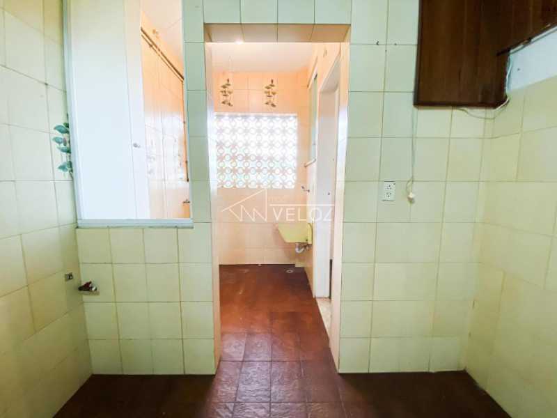 Apartamento à venda com 2 quartos, 64m² - Foto 19