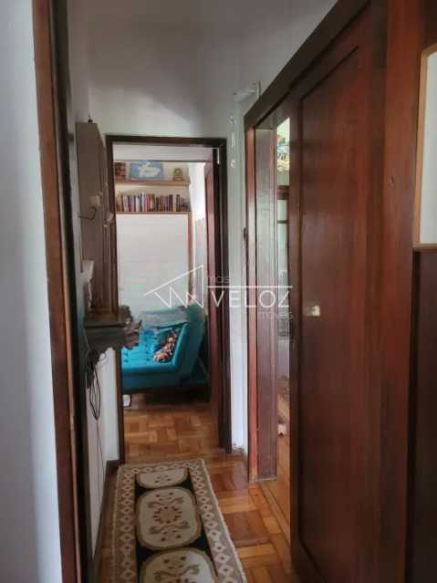 Apartamento à venda com 2 quartos, 100m² - Foto 4