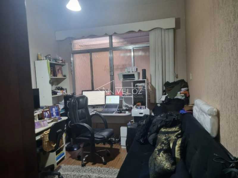 Apartamento à venda com 2 quartos, 107m² - Foto 2