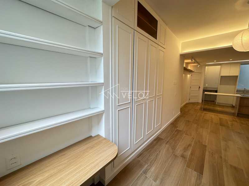 Apartamento à venda com 1 quarto, 37m² - Foto 17