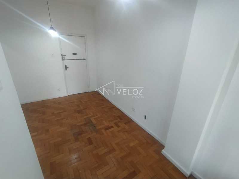 Apartamento à venda com 1 quarto, 35m² - Foto 4