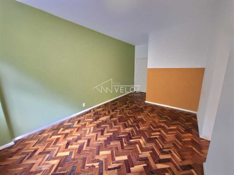 Apartamento à venda com 2 quartos, 58m² - Foto 3