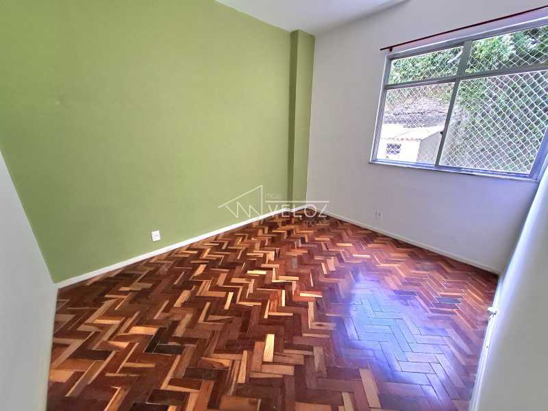 Apartamento à venda com 2 quartos, 58m² - Foto 15