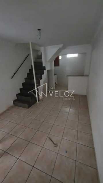 Apartamento à venda com 2 quartos, 71m² - Foto 3