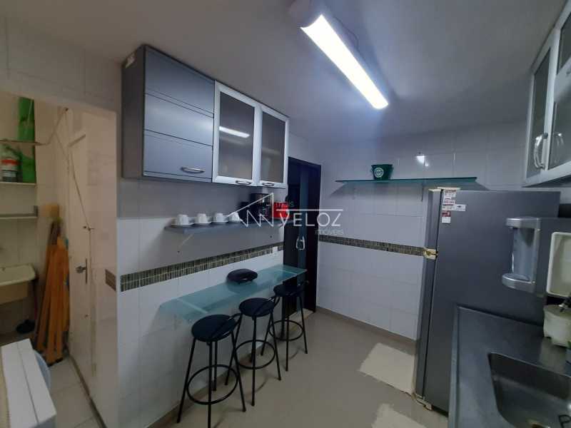 Apartamento à venda com 1 quarto, 44m² - Foto 20