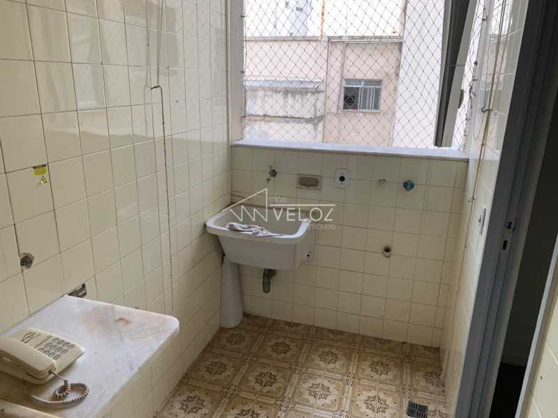 Apartamento à venda com 2 quartos, 66m² - Foto 4