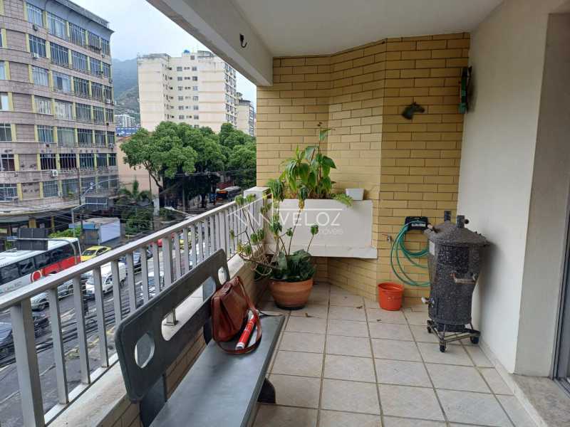 Apartamento à venda com 2 quartos, 104m² - Foto 3