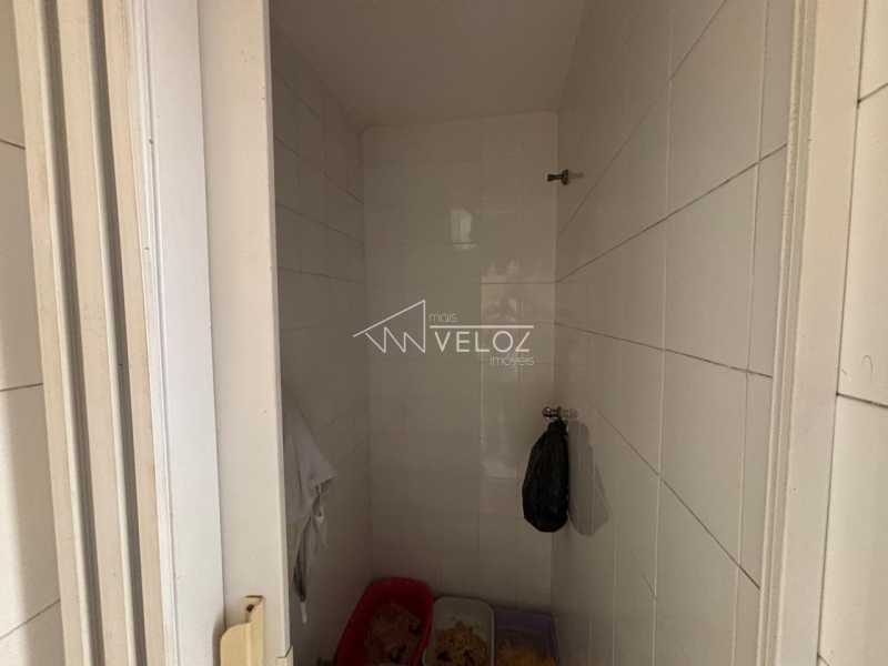 Apartamento à venda com 3 quartos, 136m² - Foto 19