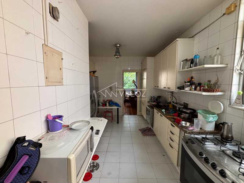 Apartamento à venda com 3 quartos, 136m² - Foto 17