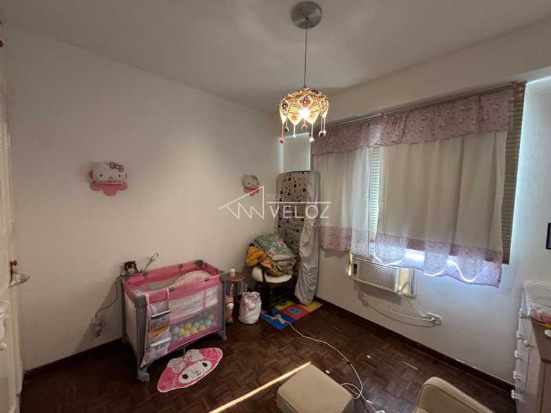 Apartamento à venda com 3 quartos, 136m² - Foto 13