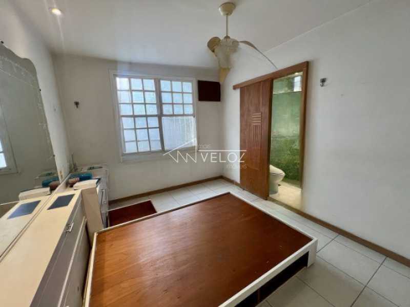 Apartamento à venda com 2 quartos, 70m² - Foto 11