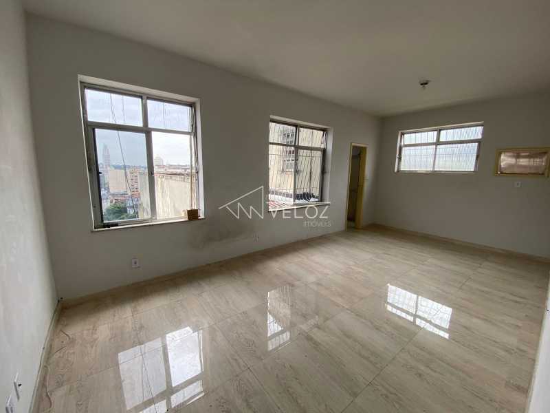 Apartamento à venda, 40m² - Foto 1