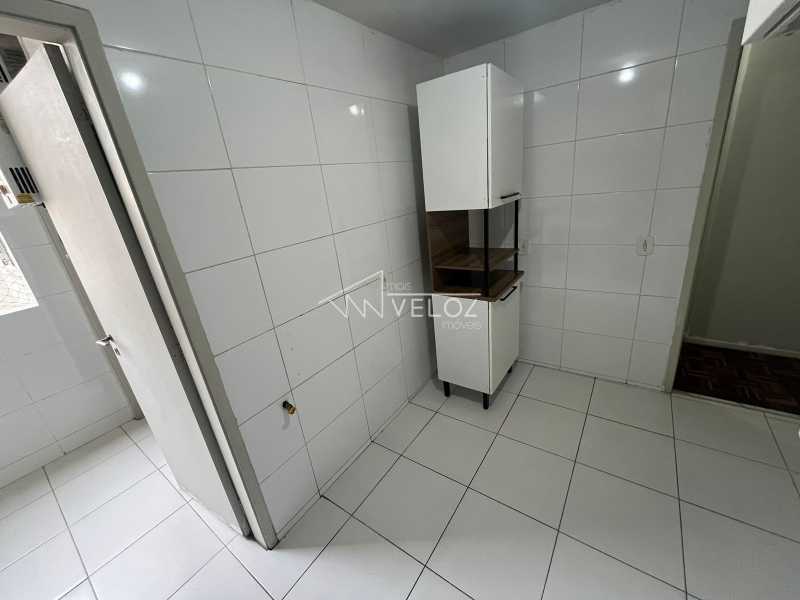 Apartamento à venda com 2 quartos, 75m² - Foto 16