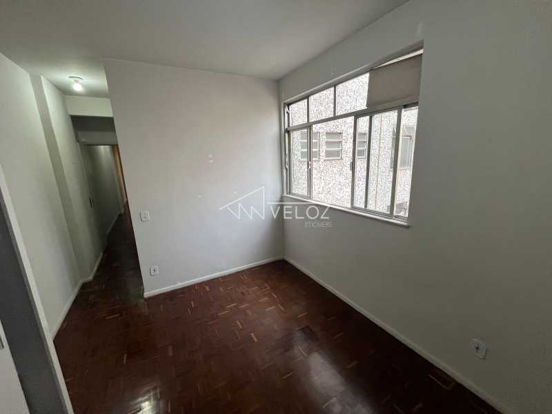 Apartamento à venda com 2 quartos, 75m² - Foto 14