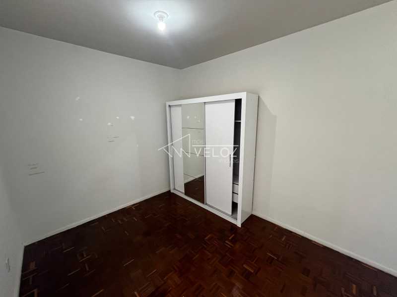 Apartamento à venda com 2 quartos, 75m² - Foto 6