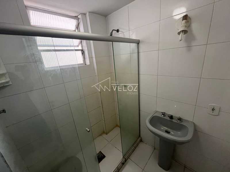 Apartamento à venda com 2 quartos, 75m² - Foto 20