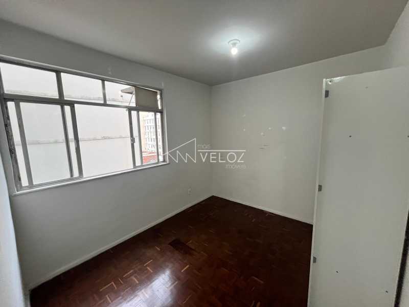 Apartamento à venda com 2 quartos, 75m² - Foto 7