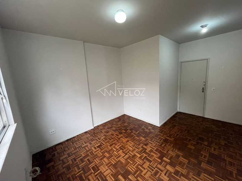 Apartamento à venda com 2 quartos, 75m² - Foto 5