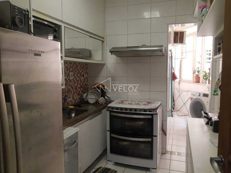 Apartamento à venda com 3 quartos, 130m² - Foto 19